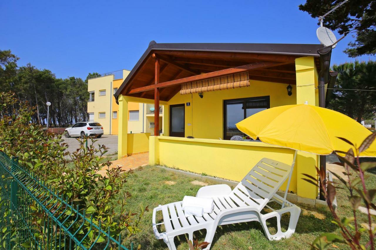 House On The Beach Tin Privlaka  Exterior foto